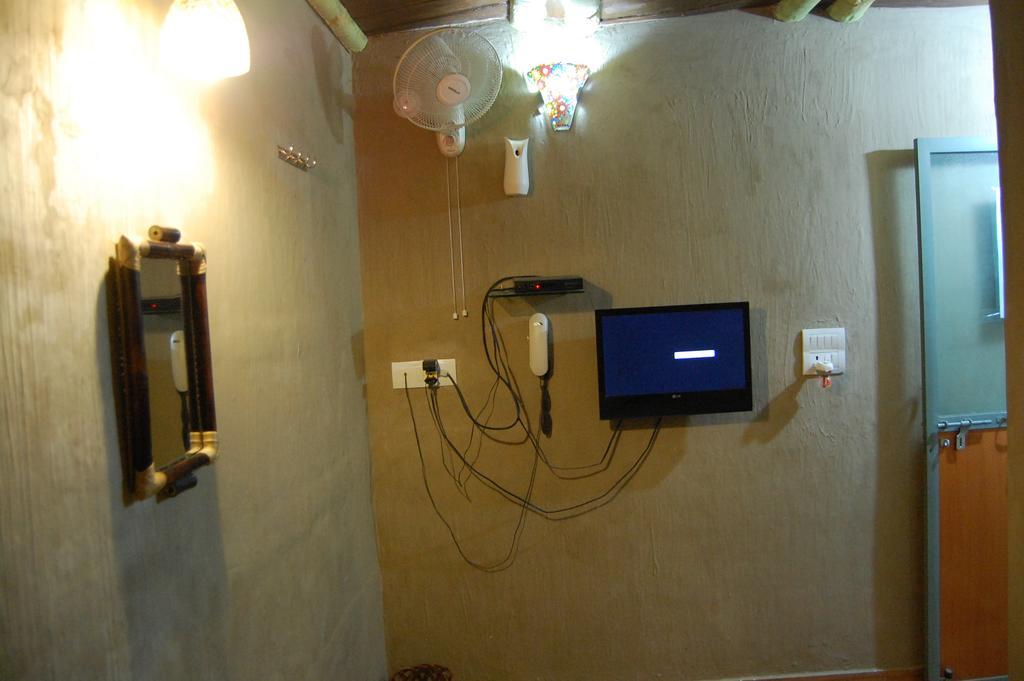 Shri Guest House Varanasi Habitación foto