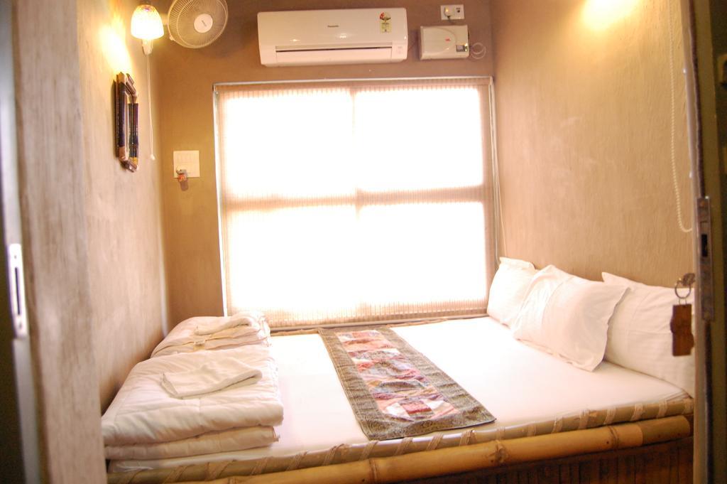 Shri Guest House Varanasi Habitación foto