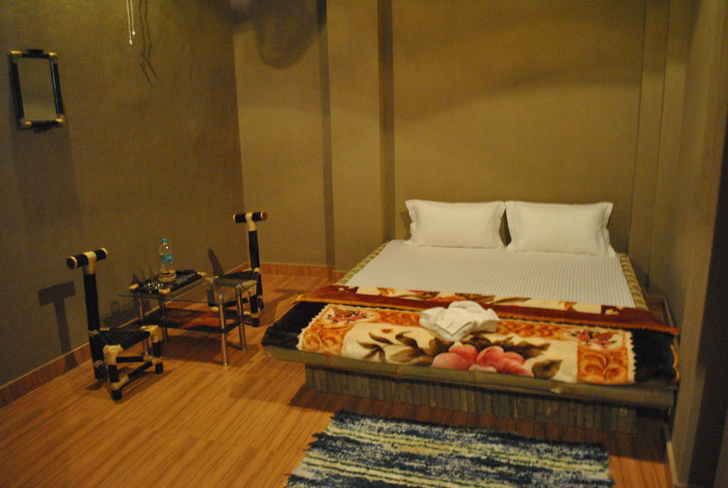 Shri Guest House Varanasi Habitación foto
