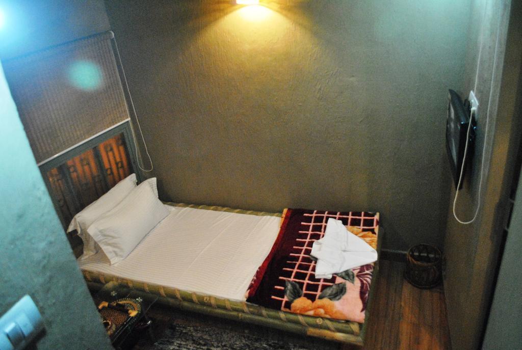 Shri Guest House Varanasi Habitación foto